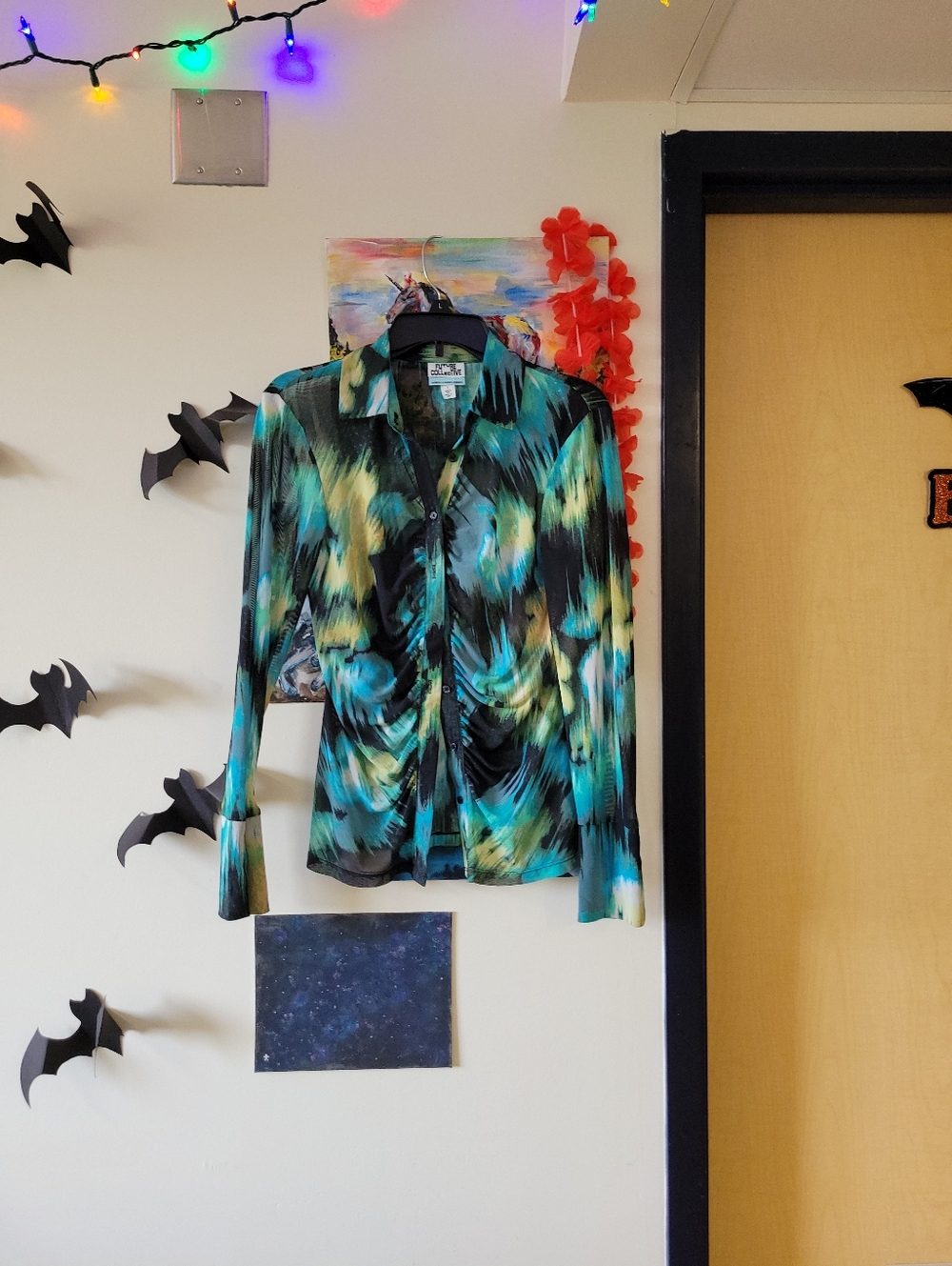 Women's Abstract Print Button-Down Shirt in Teal & Black
